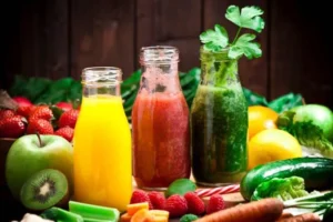 Cómo hacer jugos naturales en casa (guía completa y saludable)