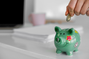 Cómo ahorrar dinero aunque ganes poco: guía completa para mejorar tus finanzas